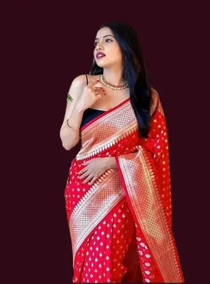 Picture of Luxurious Two-Tone Saree with Pure Zari Golden Weaving