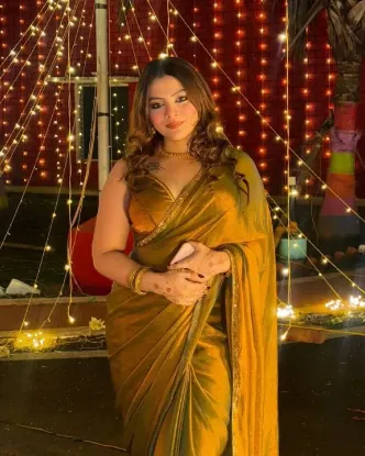 Picture of Embroidered Bollywood Chiffon Saree (Mustard)